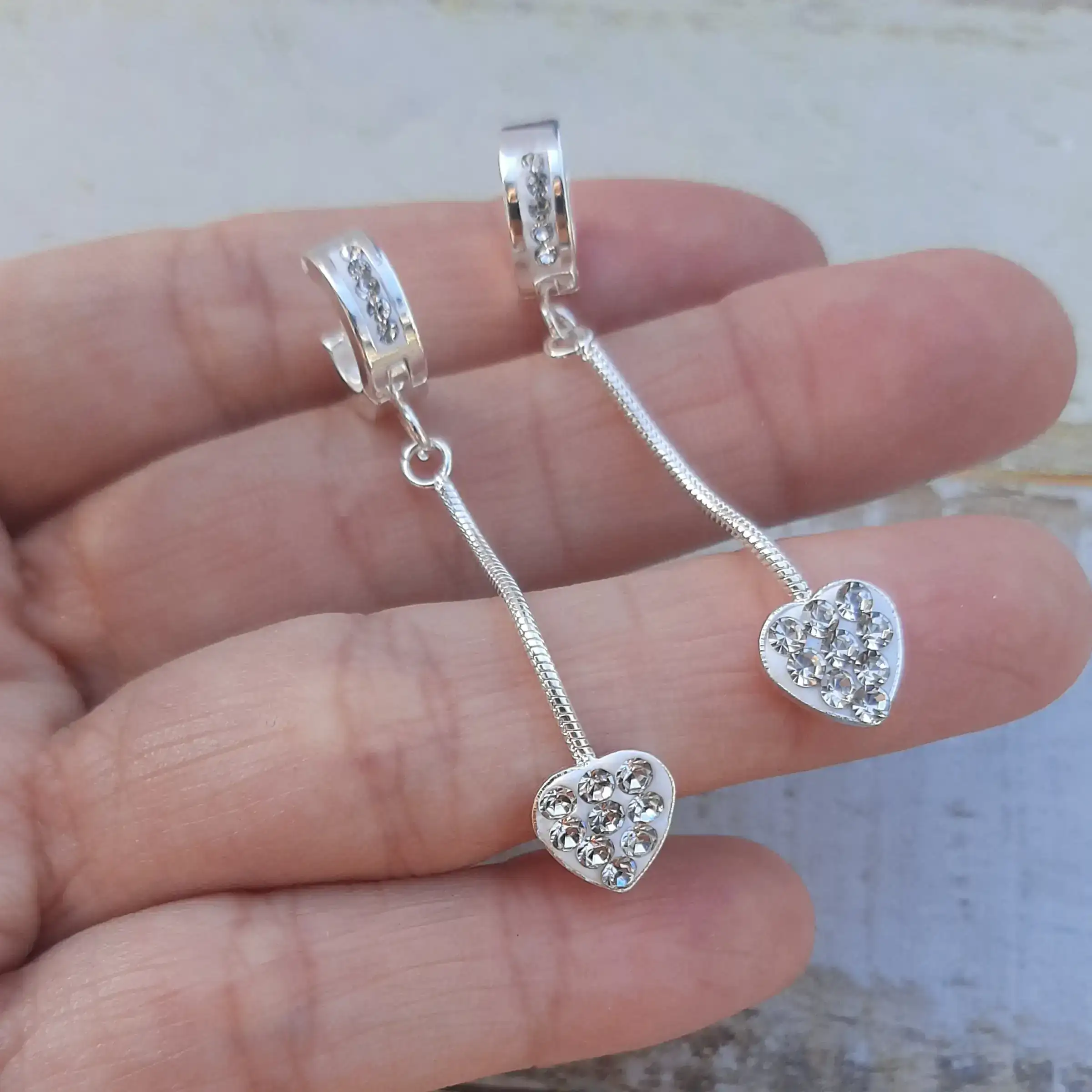 Aros de acero blanco