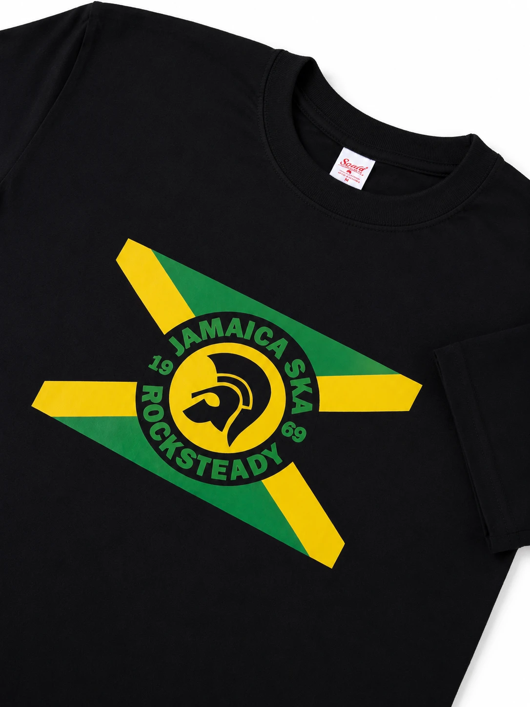 Camiseta negra estampada rockesteady 