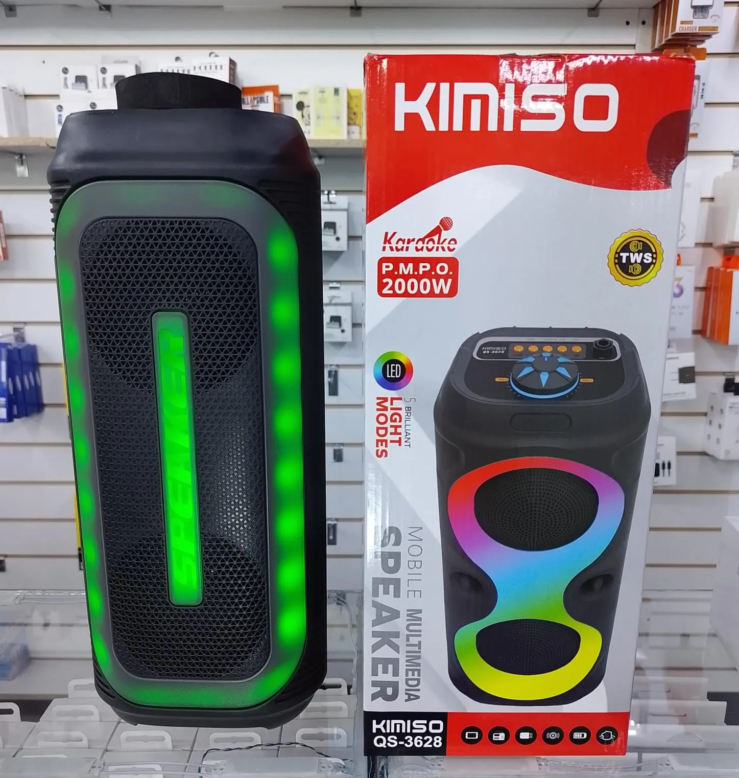 PARLANTE KIMISO 2000W CON MICROFONO RGB