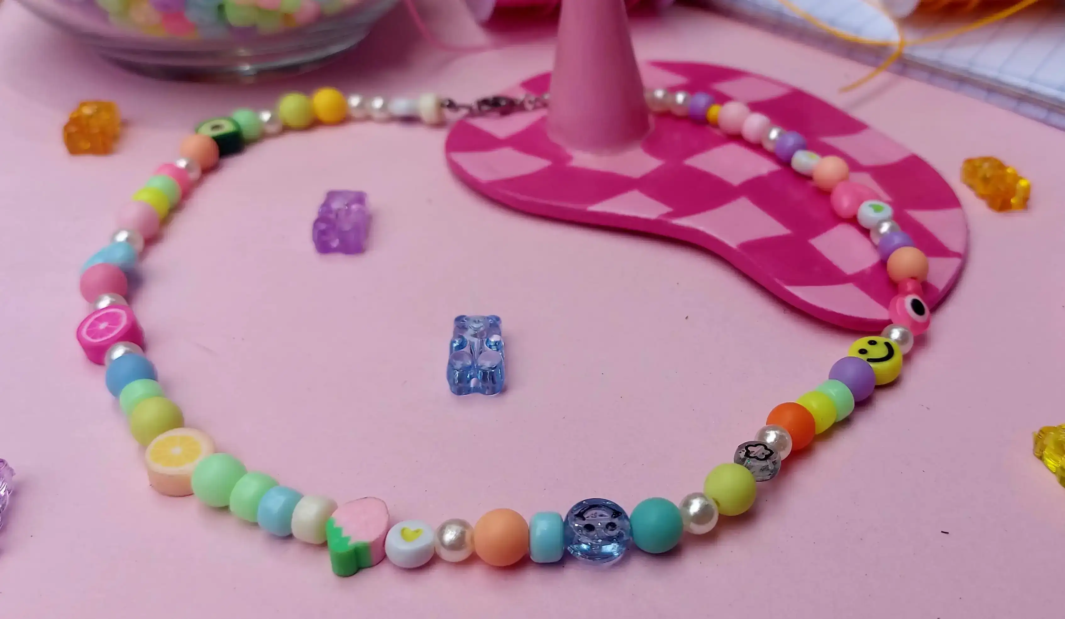 Collar aesthetic con varias piedras  3