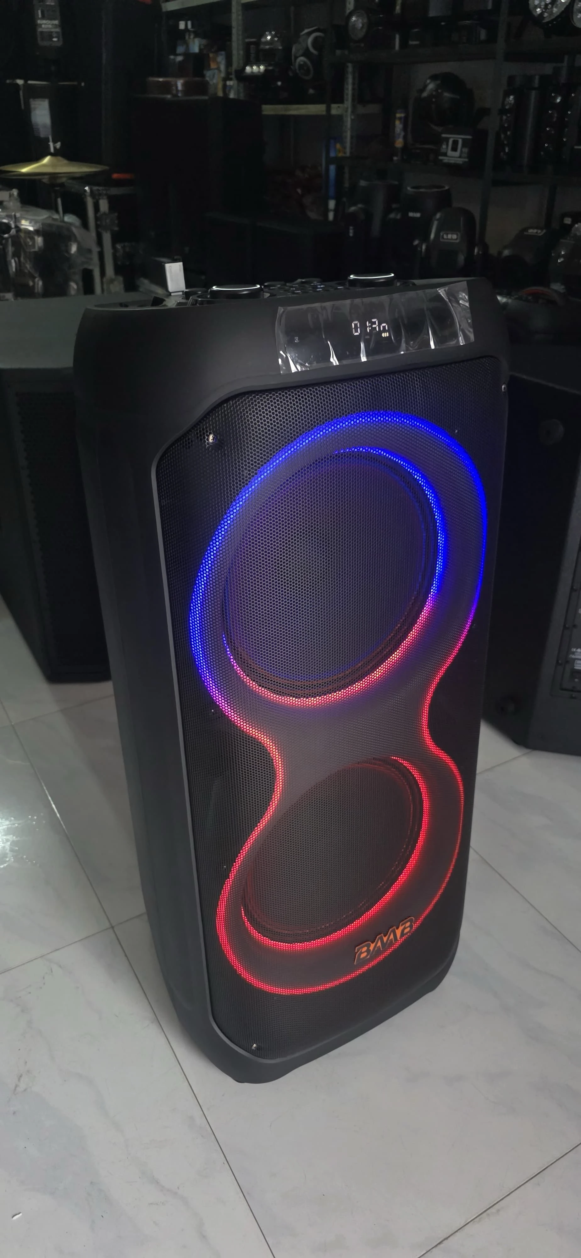PARLANTE RECARGABLE "BAAB" B210-01   CON DOBLE BAFLE DE 10 PULGADAD Y 2 MIC INALAMBRICO         PRECIO: 1550BS🎼