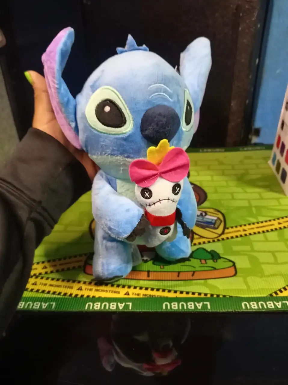 Mini peluche de stitch con su muñeco  2