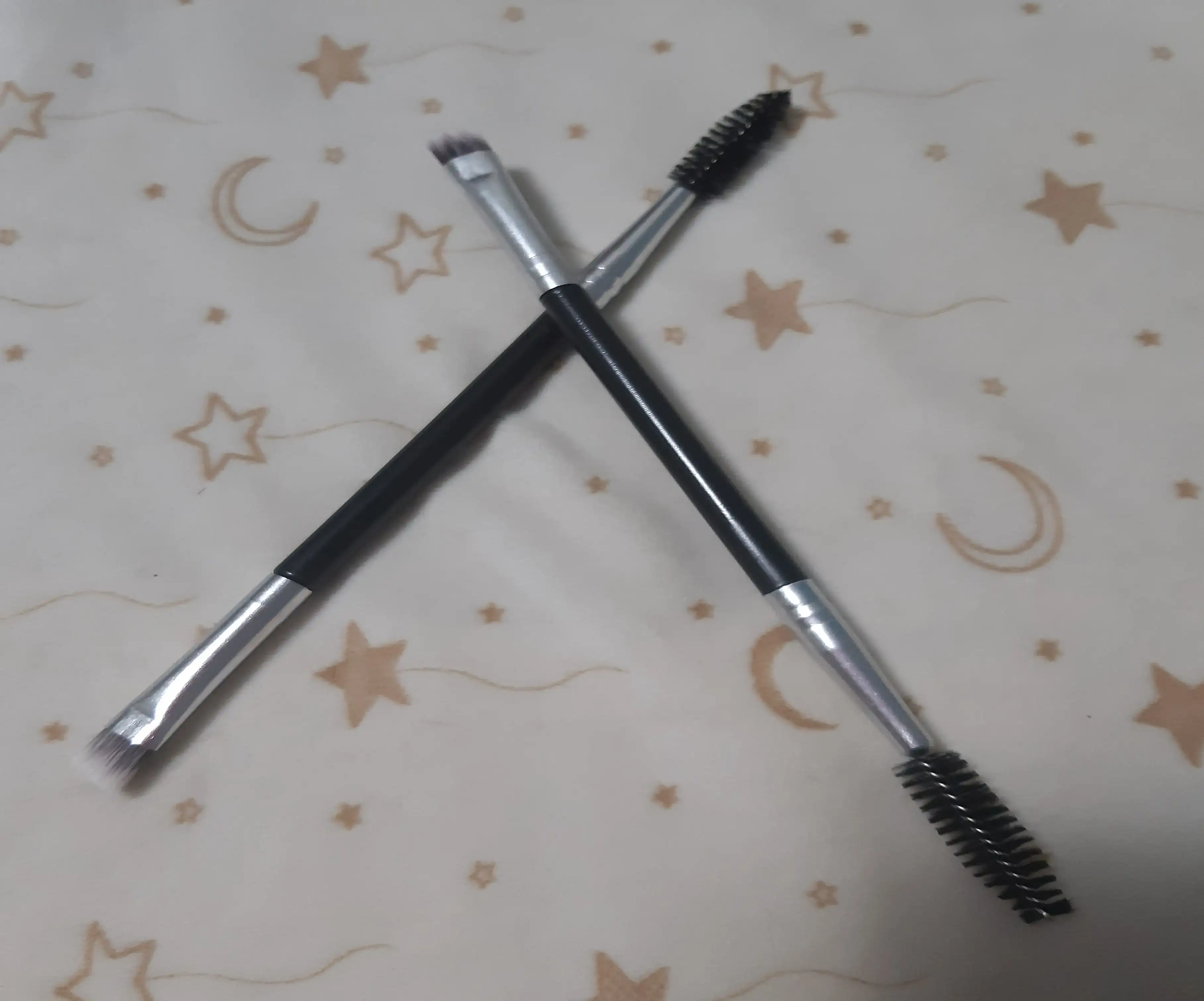 Brocha de cejas