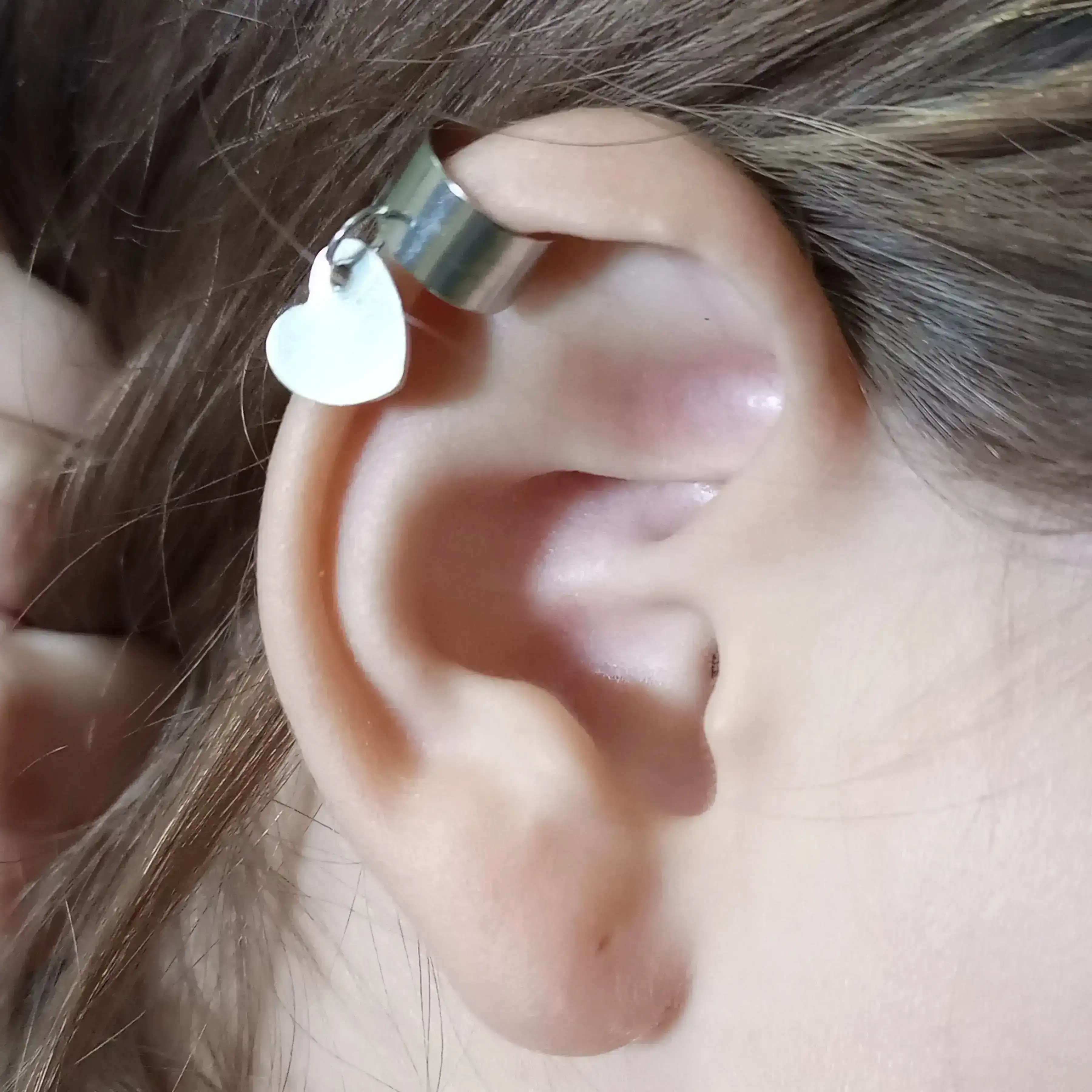 EAR CUFF CON CORAZÓN ❤️❤️❤️
