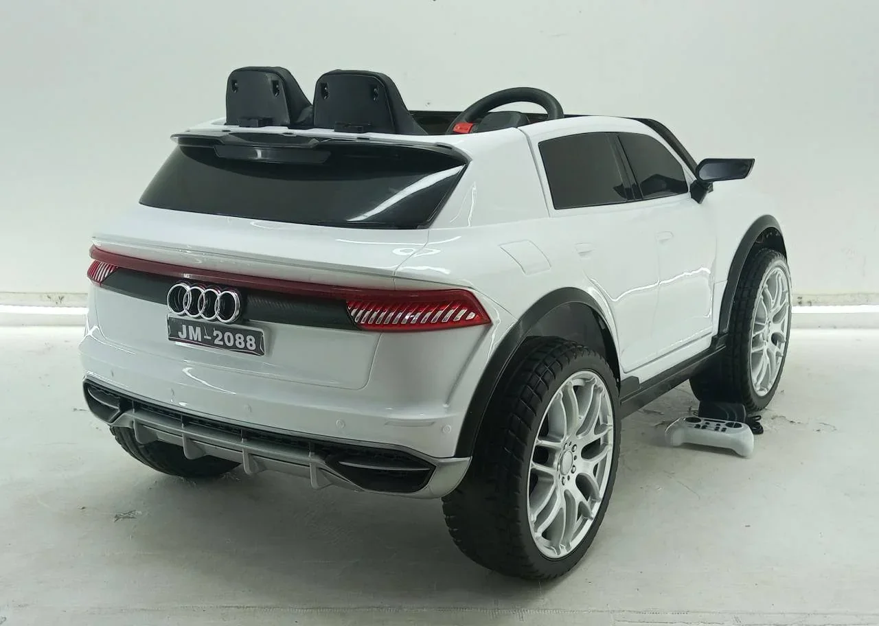 Camioneta Audi Blanco 1 a 7 años Montable  8