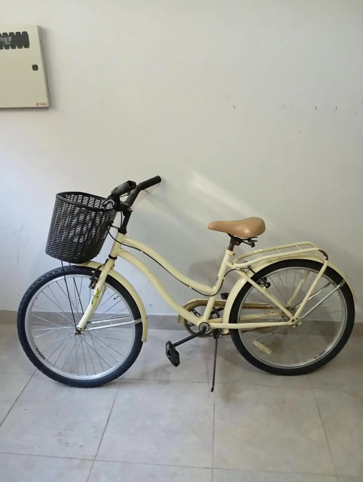 Bici beige rod 24