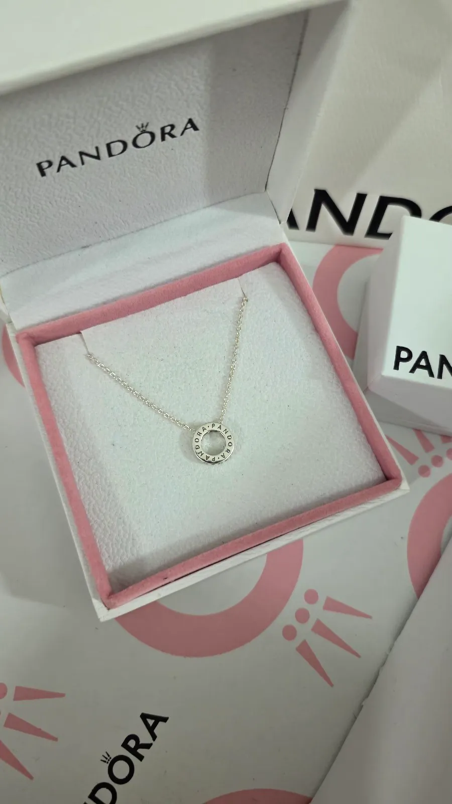 Pandora Circle of Sparkle Hearts Pendant silver necklace  3