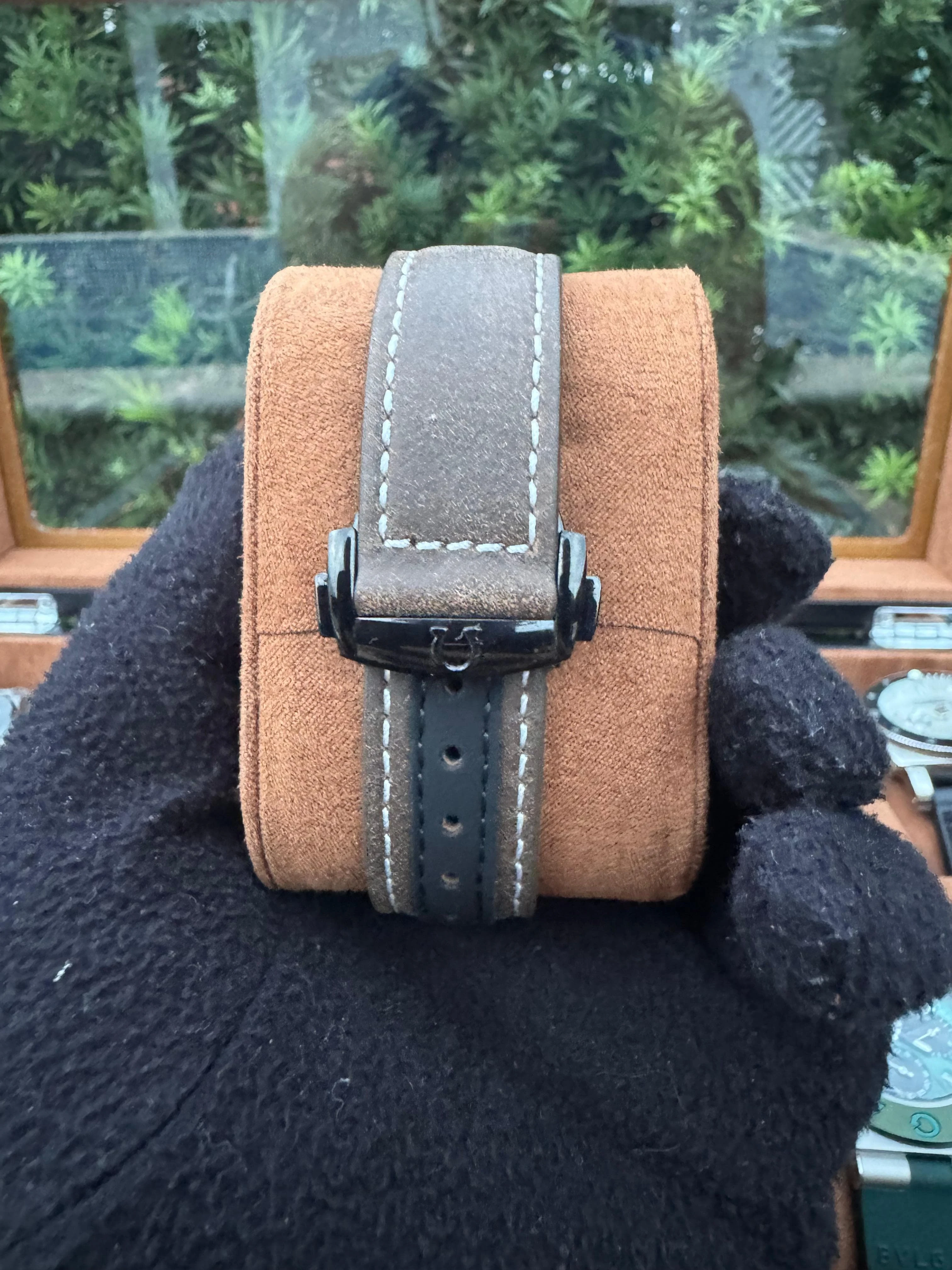 RELÓGIO ÔMEGA SPEEDMASTER  10