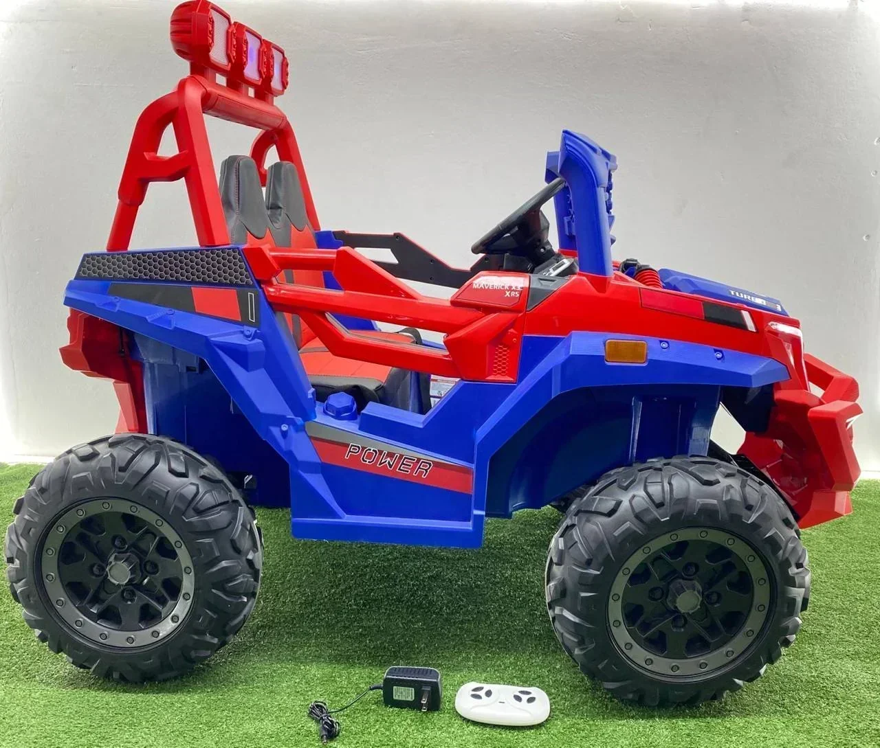 Carro Eléctrico GIGANTE 9