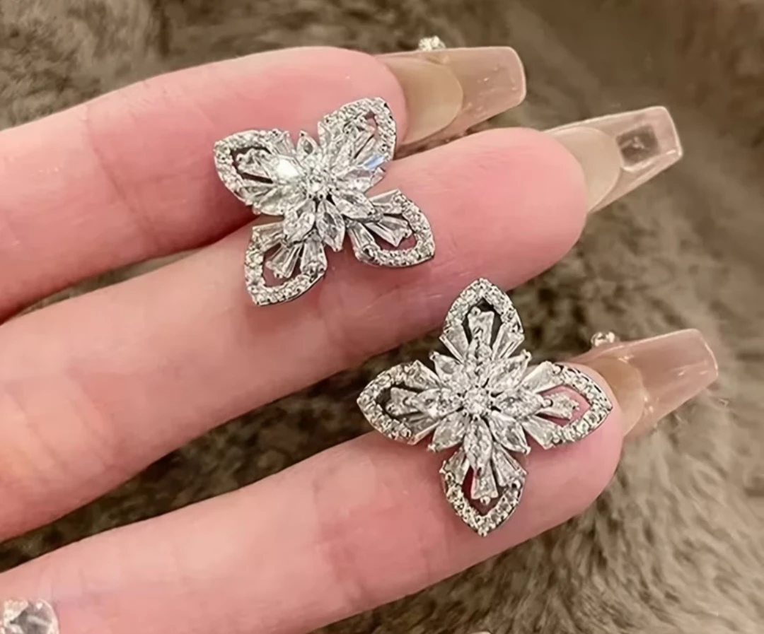 Aretes