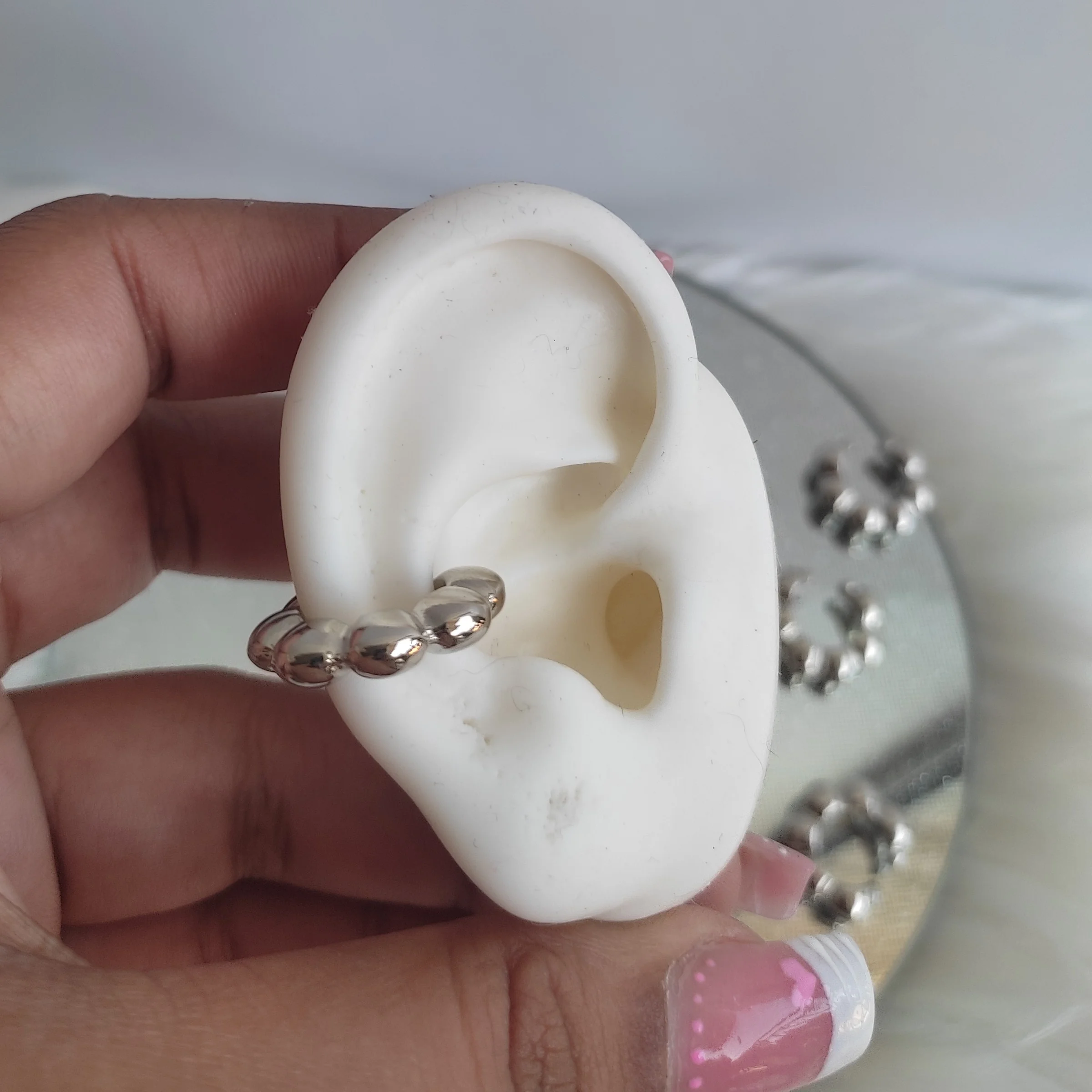 EARCUFF HUGG SILVER 2