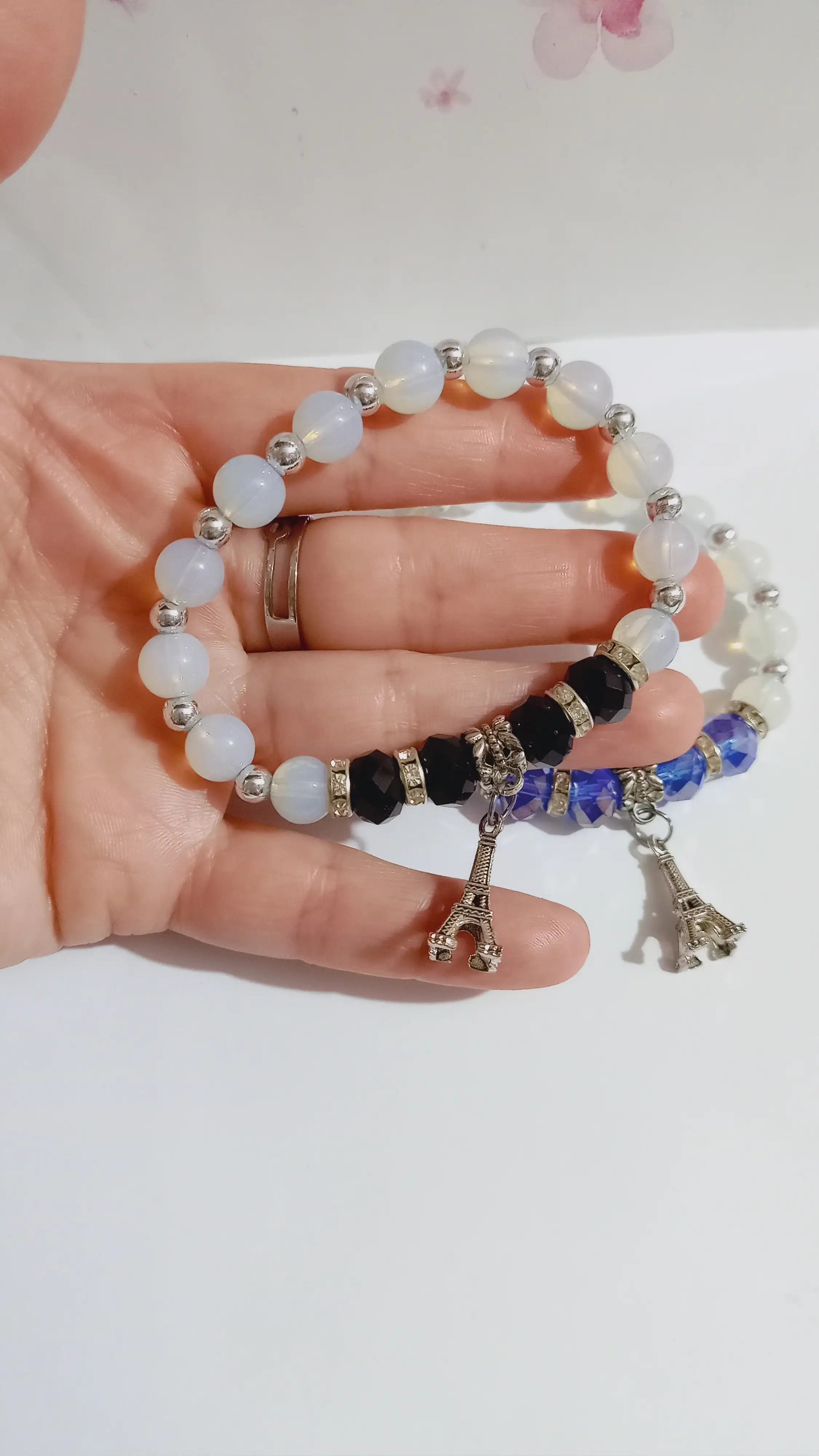 Pulsera elastica con piedra de la luna 2
