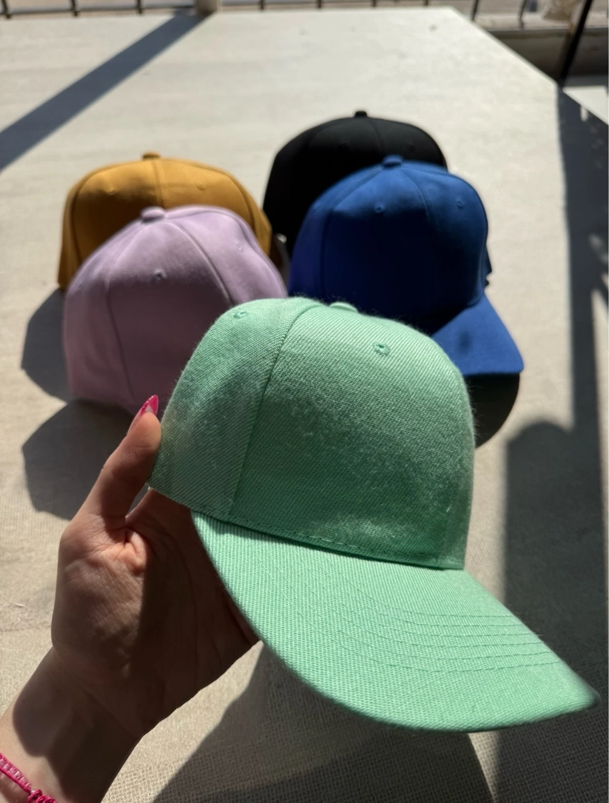 GORRAS LISAS 