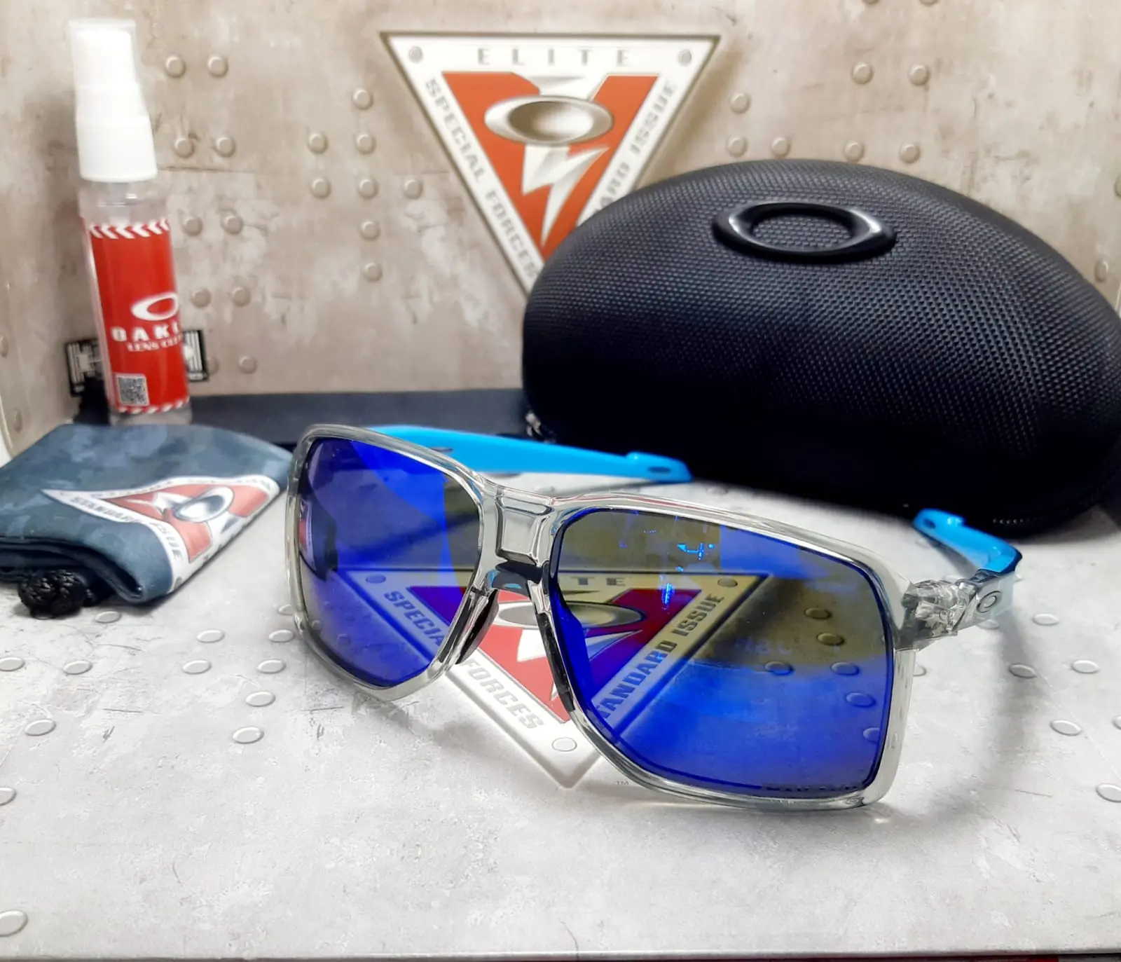 OAKLEY PORTAL AAA 2