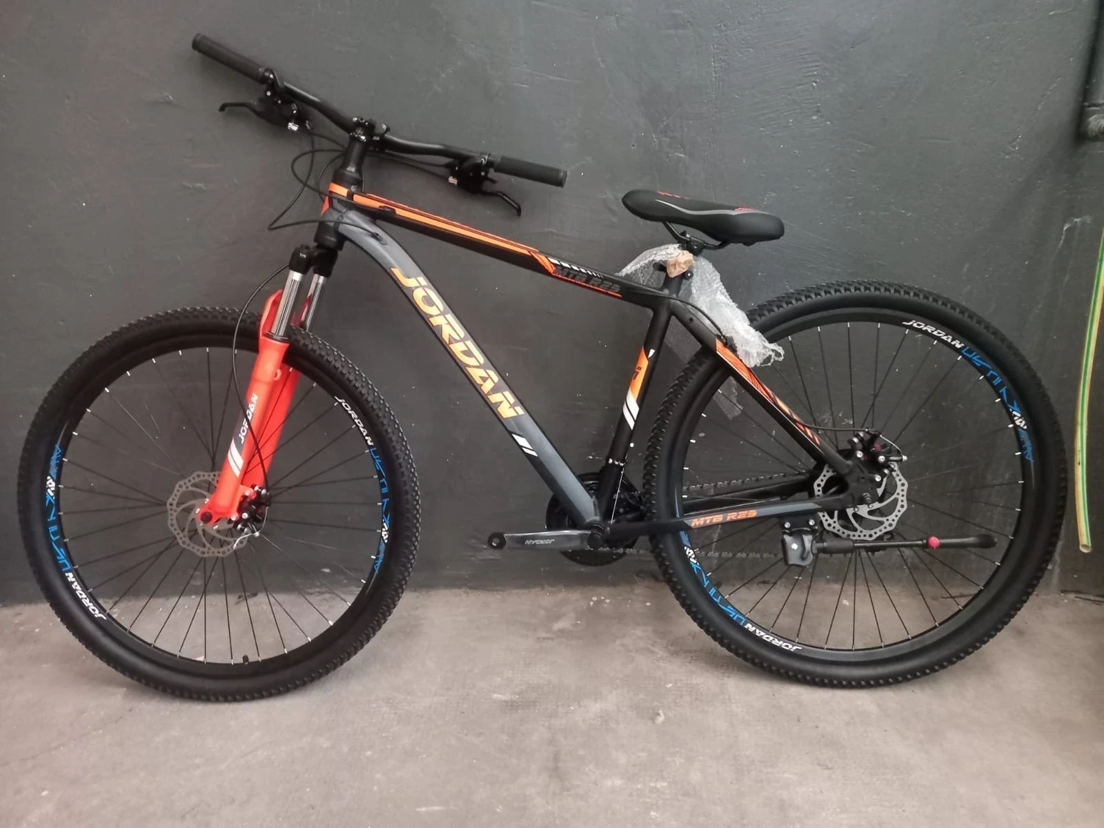 BICICLETA JORDAN ROD 29 NARANJA TALLE L SHIMANO