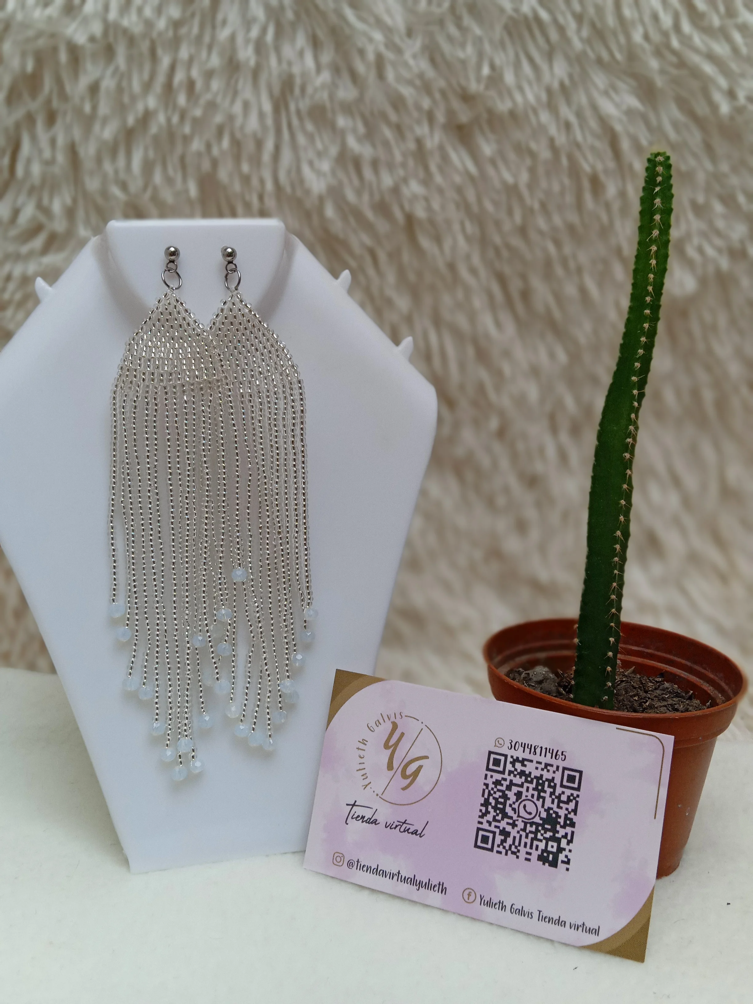 Aretes en flecos 