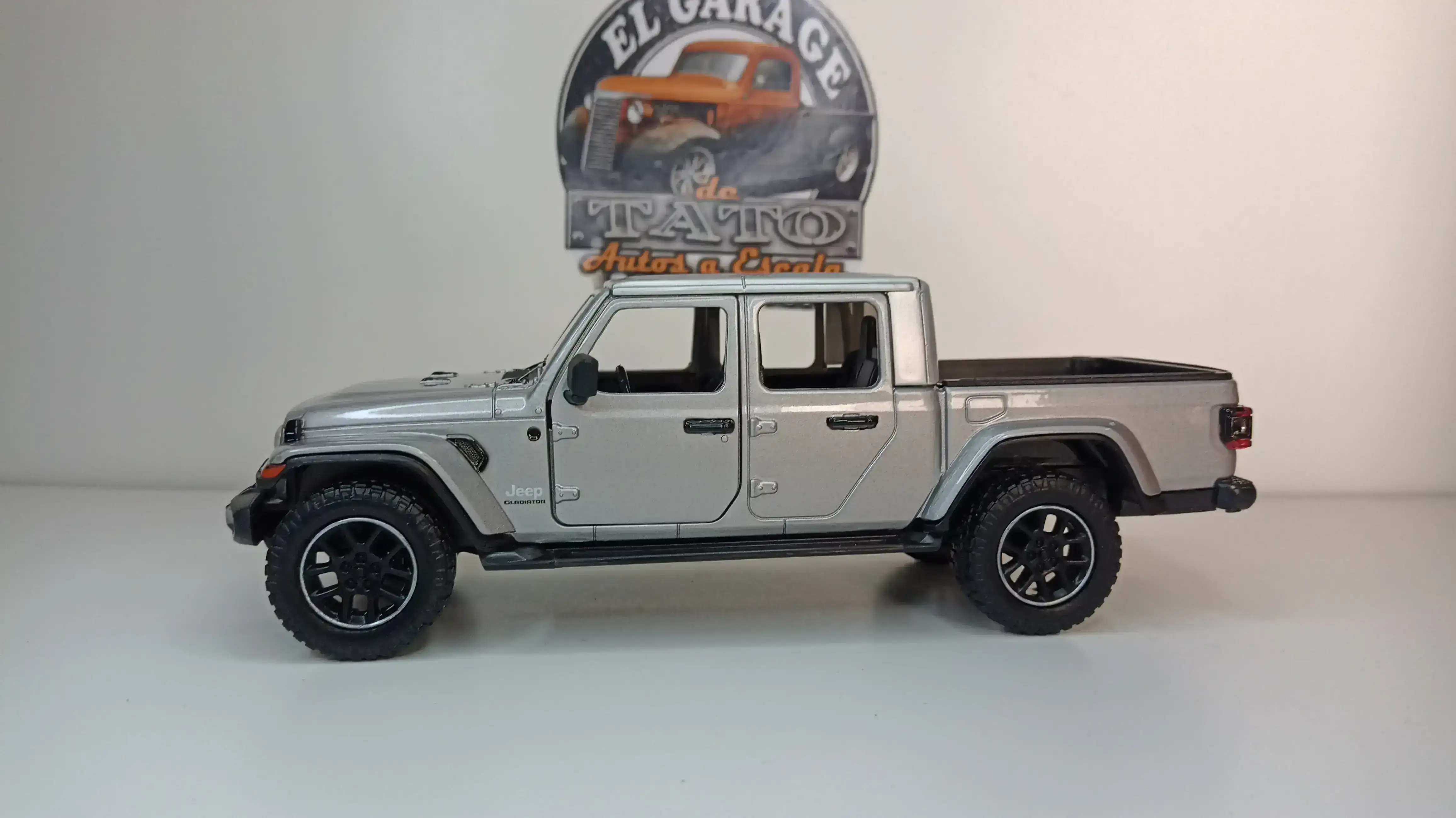 Jeep gladiator overland 3