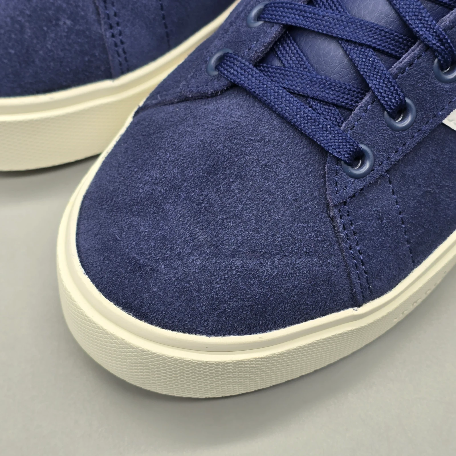 ADIDAS DAILY 4.0 8