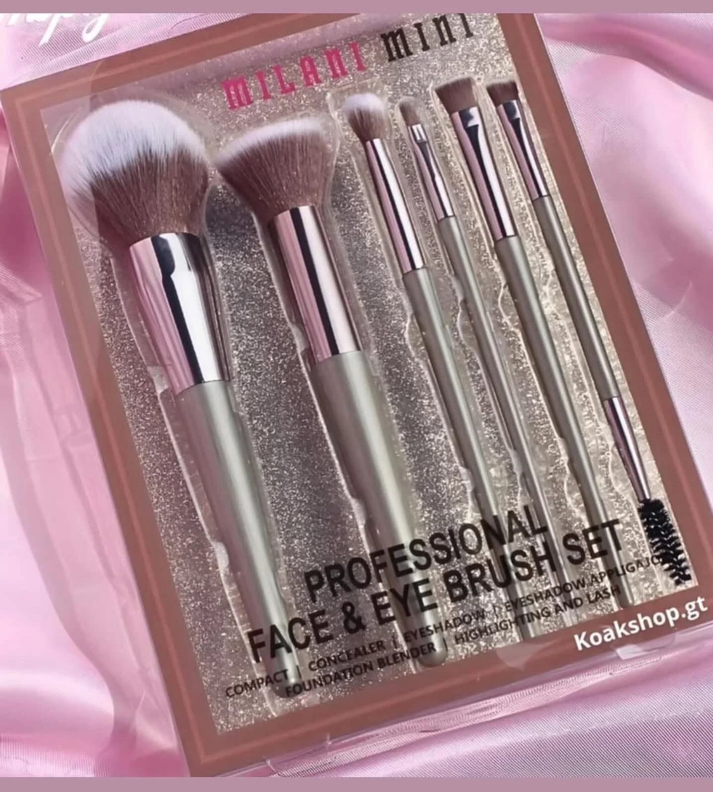 🌟 Set de 7  Brochas Profesionales para Rostro y Ojos Milani Mini