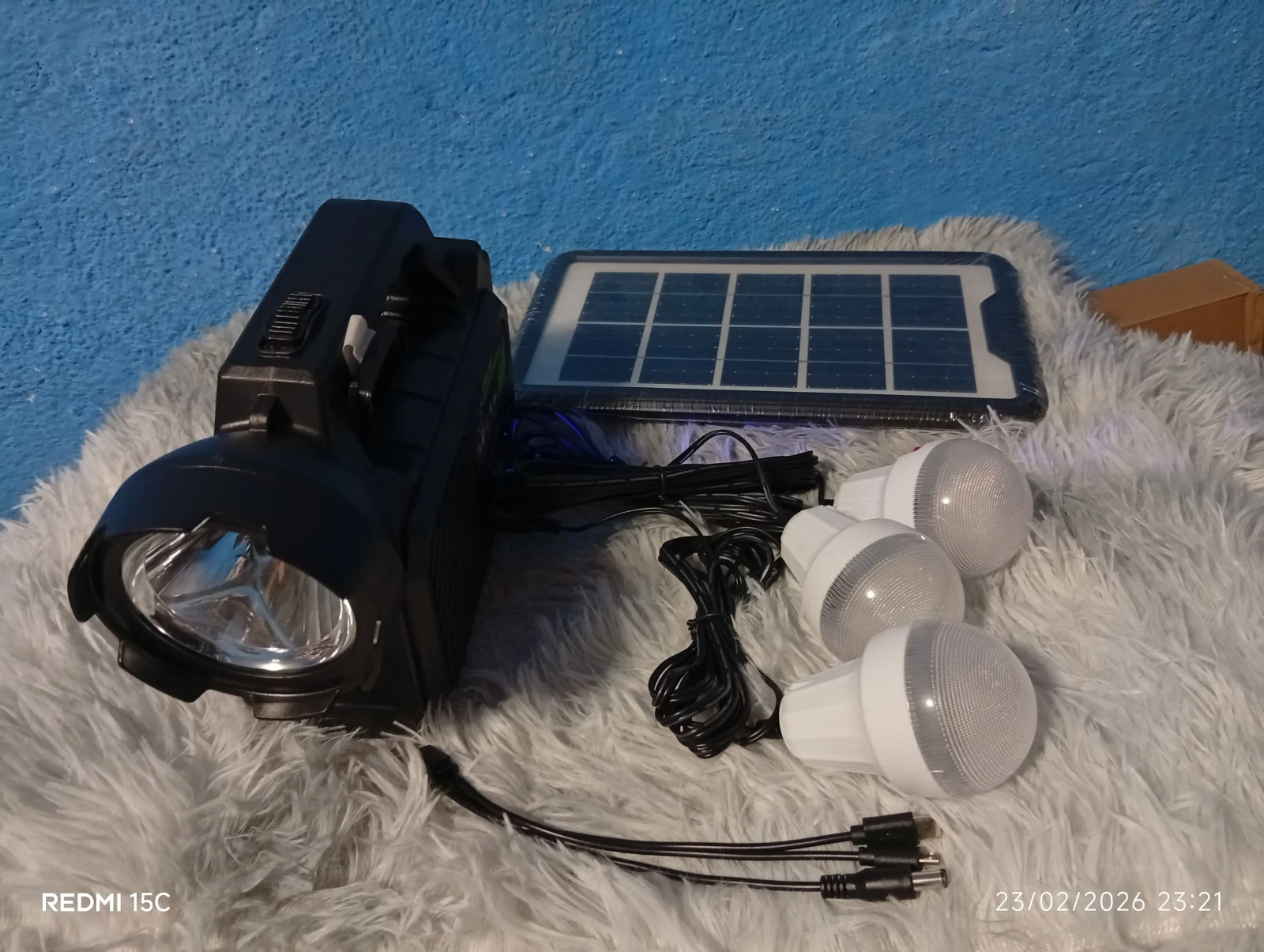KIT DE EMERGENCIA SOLAR  2