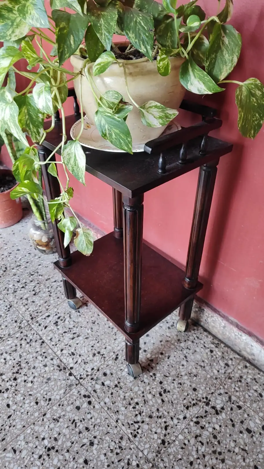 Mesa apoyo son 2 cada una 2