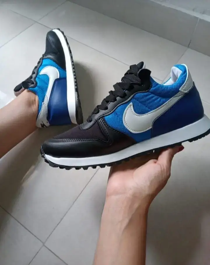 Zapatillas nike  3