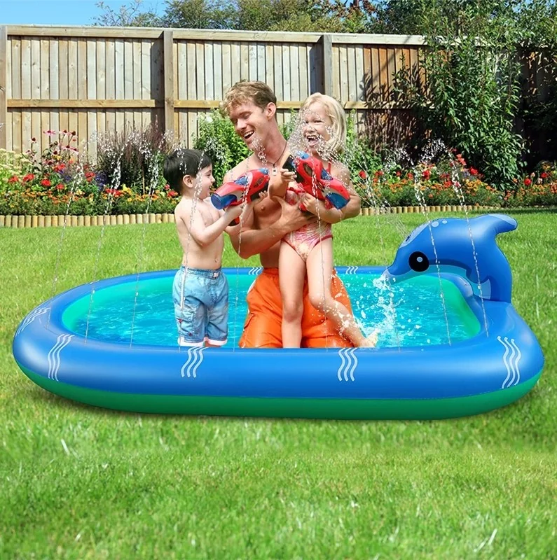 PISCINA CON ASPERSORES DELFÍN 