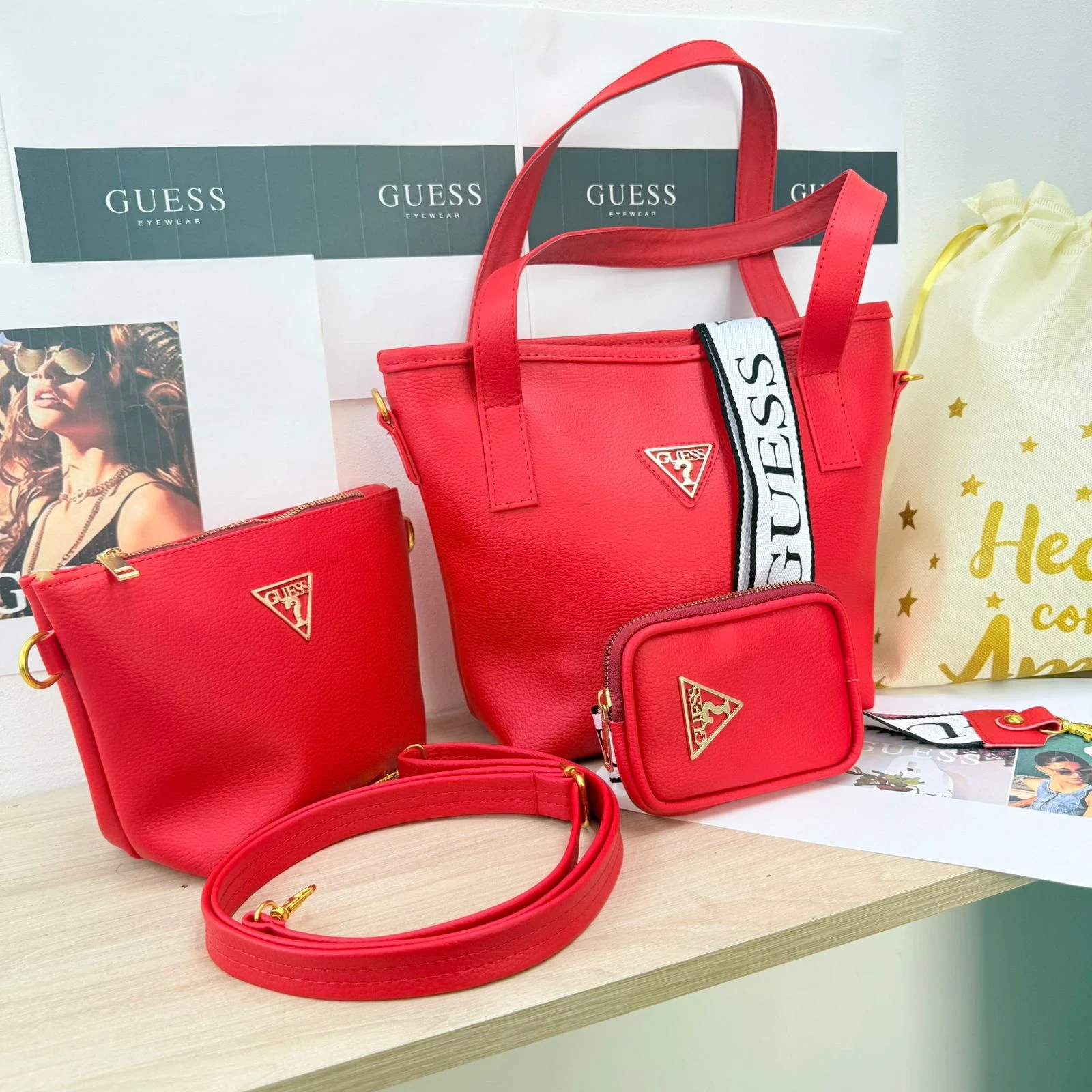TRIO DE DAMA GUESS 3