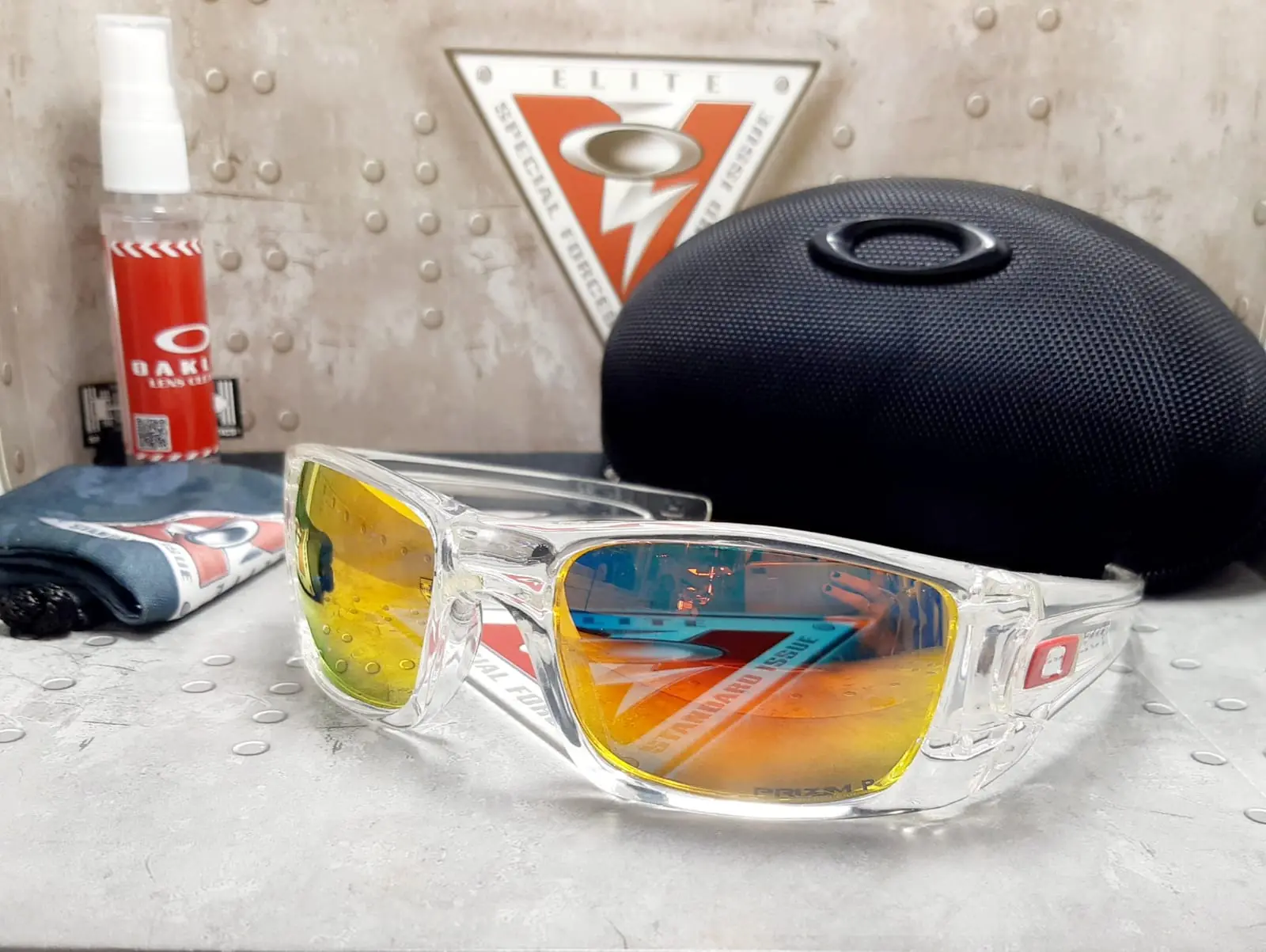OAKLEY M AAA 2