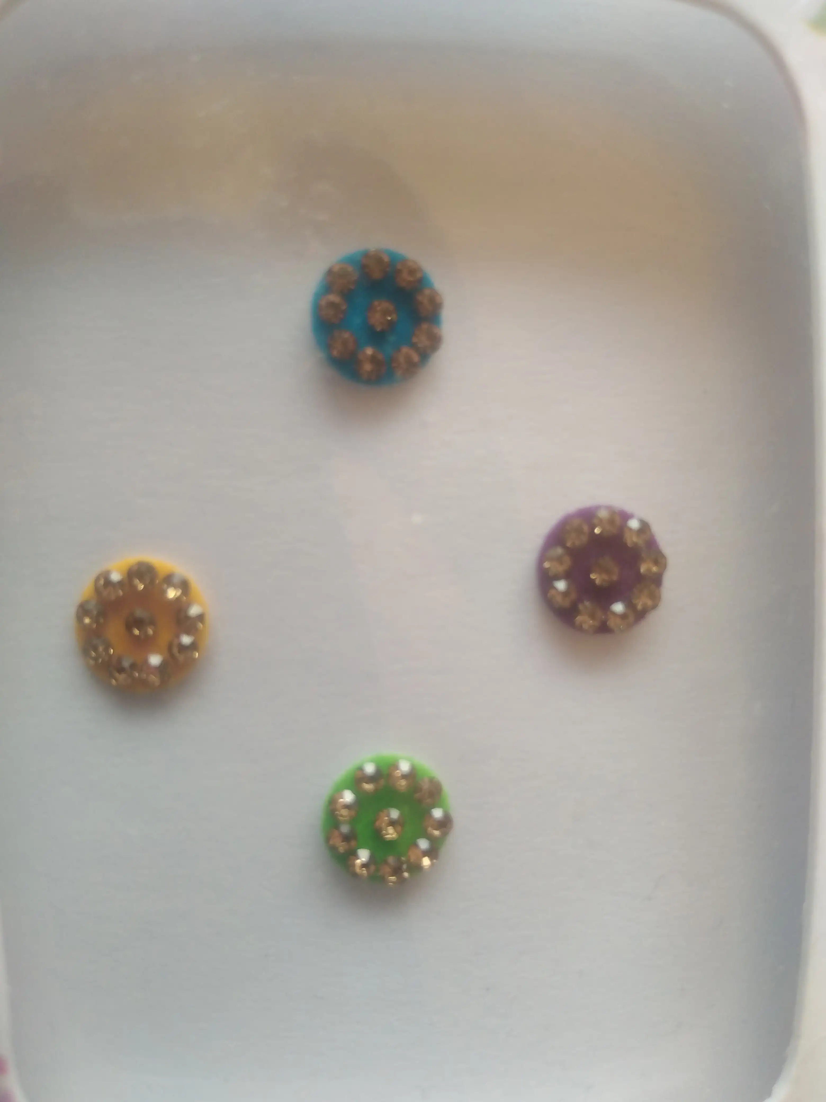 Bindi set 3