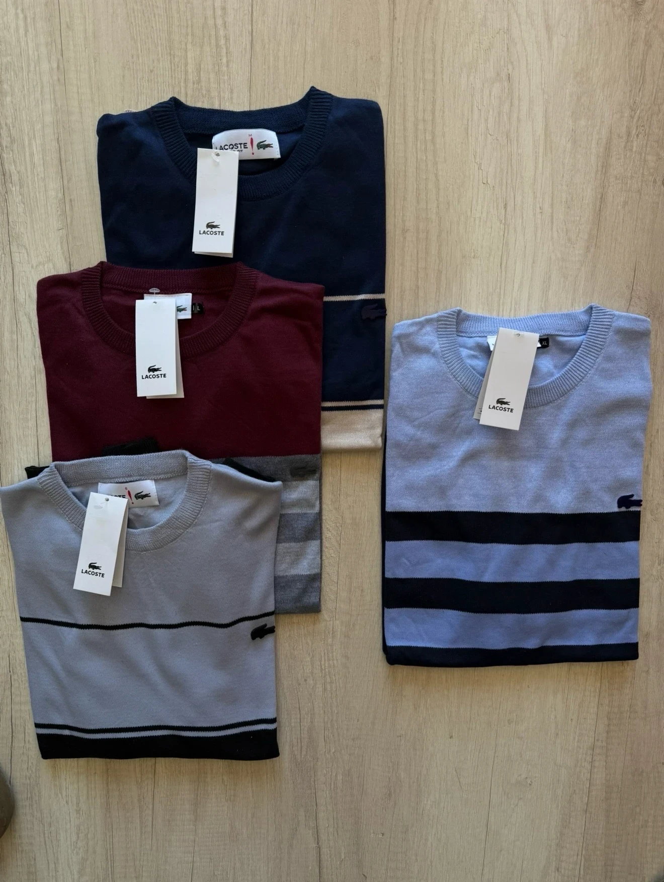 SWETER A RAYAS