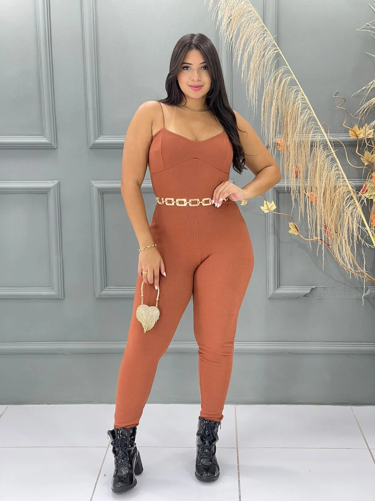 MACACÃO THAIS