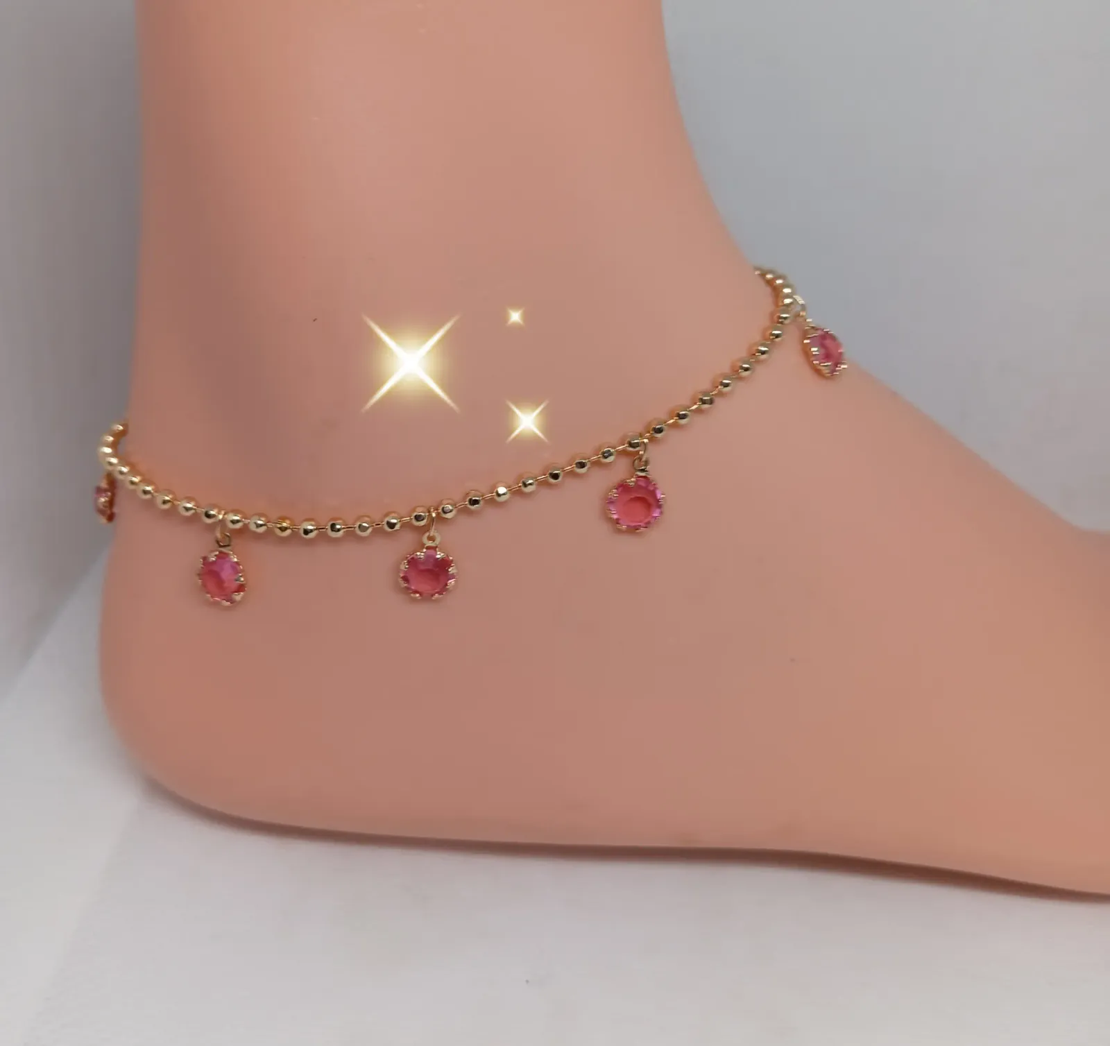 Tobillera de piedritas rosas