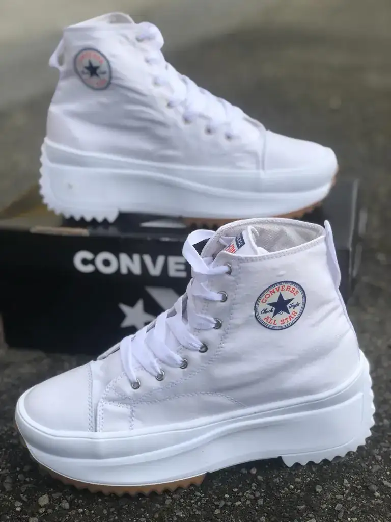 Bota Convers