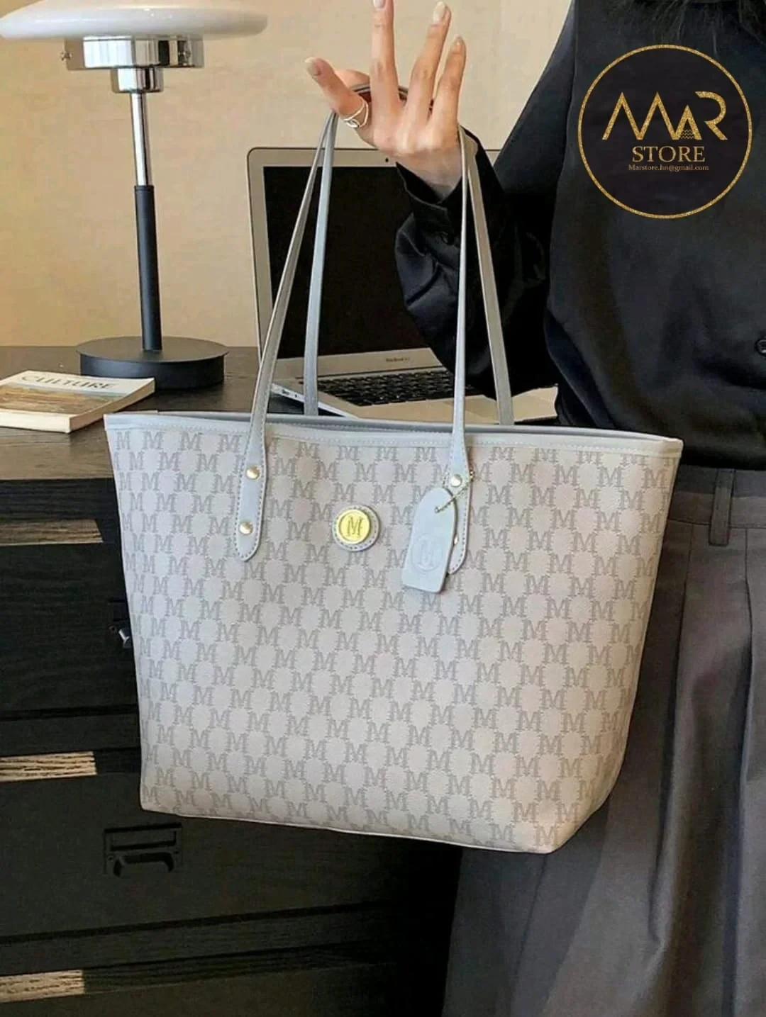 Bolso de mano ligero