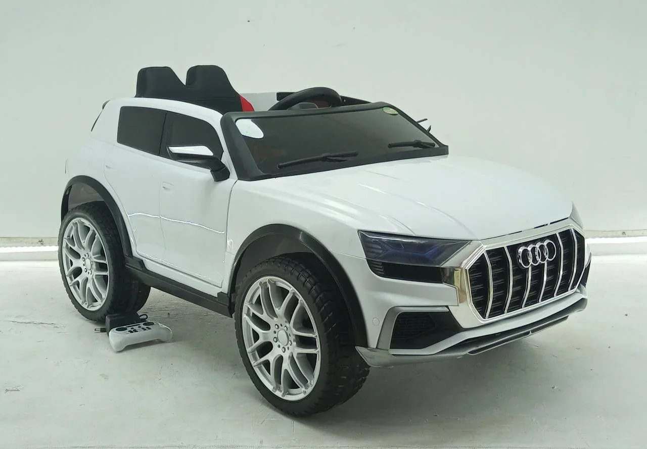 Camioneta Audi Blanco 1 a 7 años Montable  6