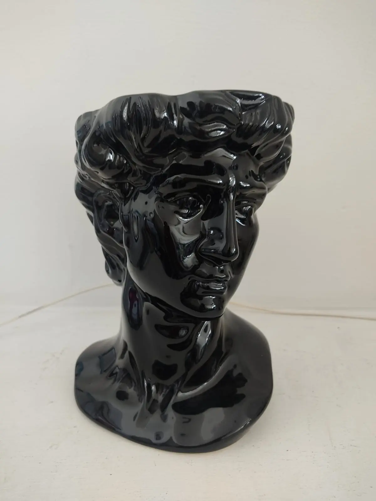 Figura david maceta decorativa 
