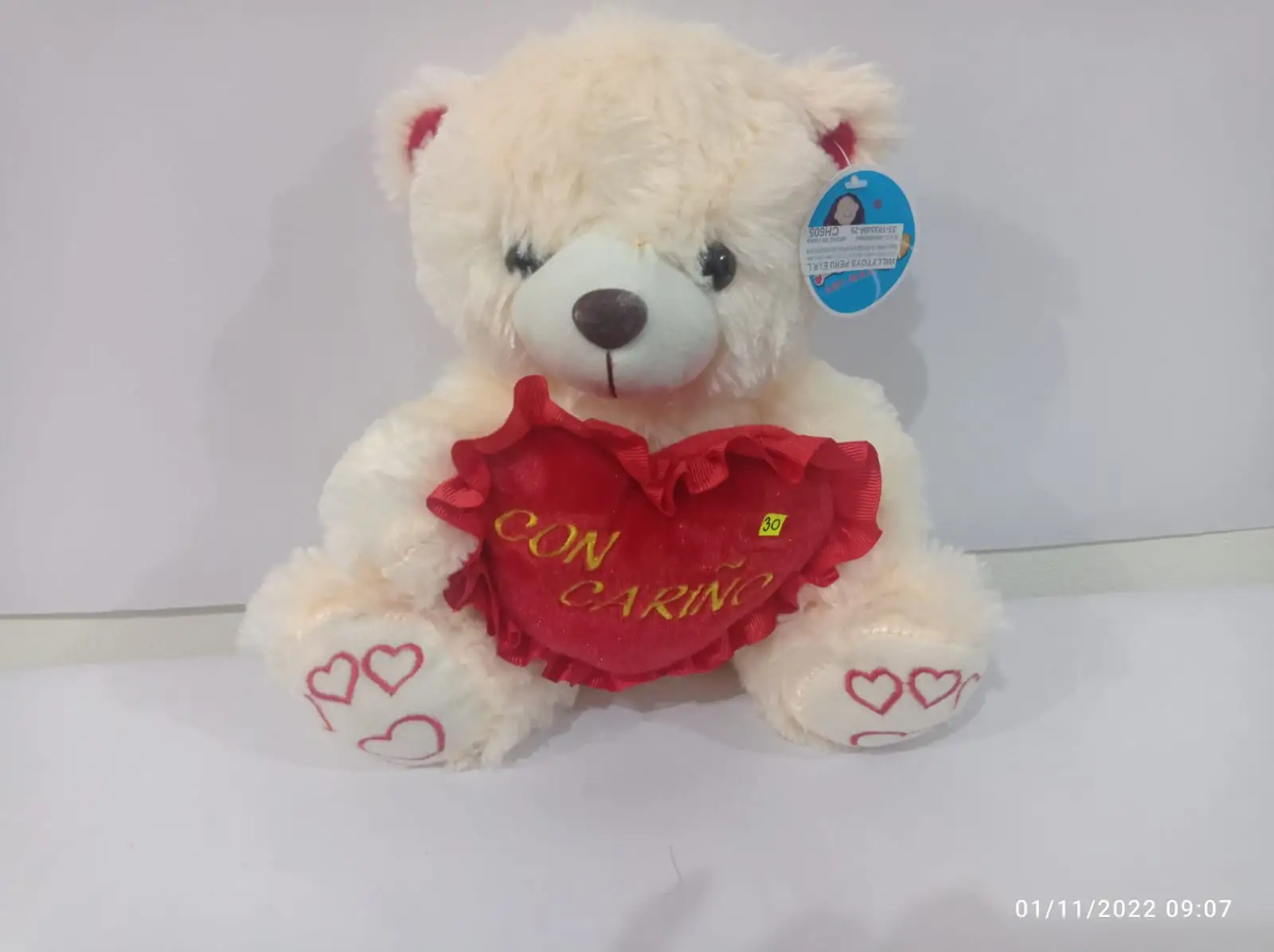 Oso con corazón blonda Med