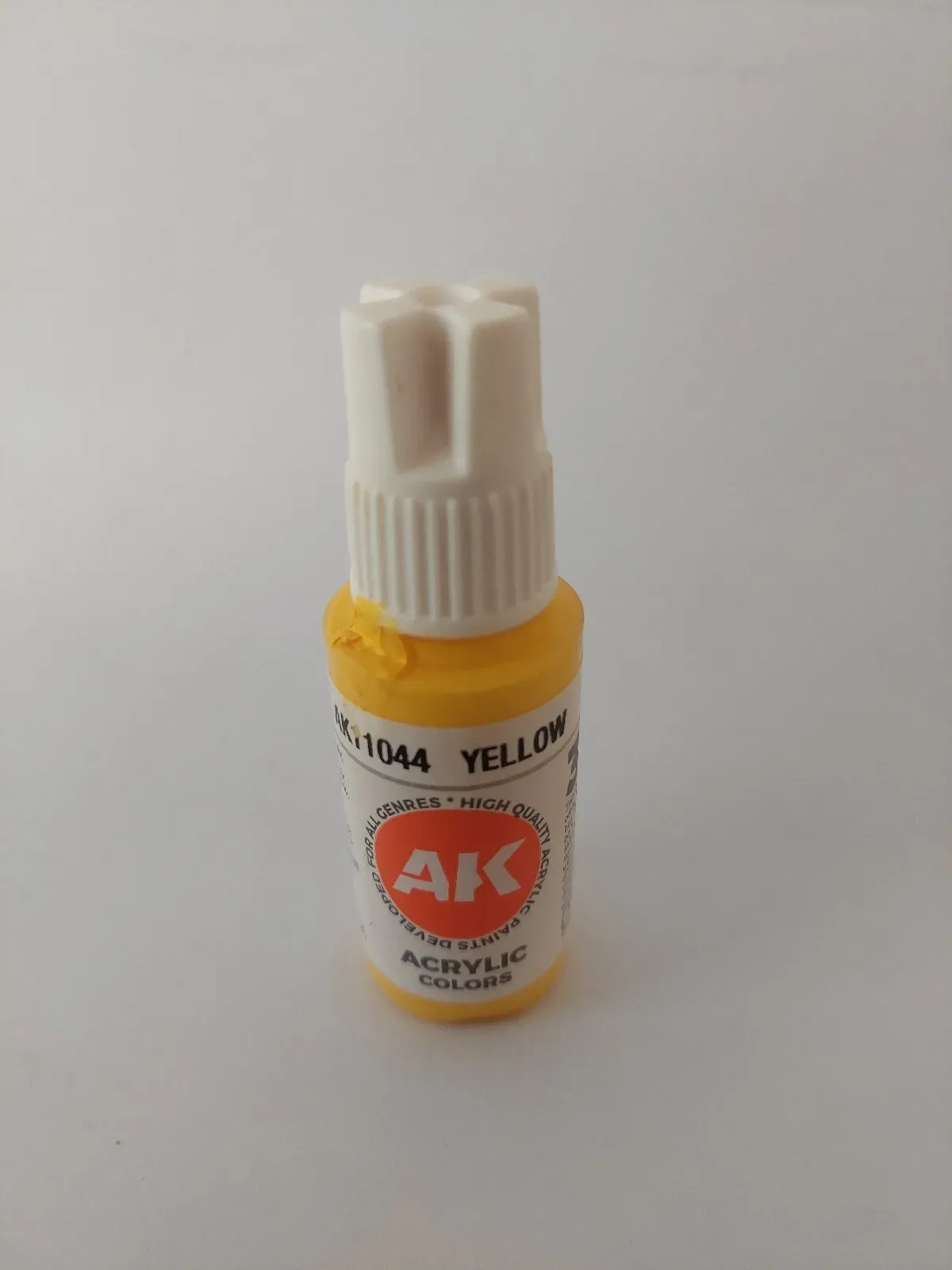 *DERRAMADO* YELLOW – STANDARD 4