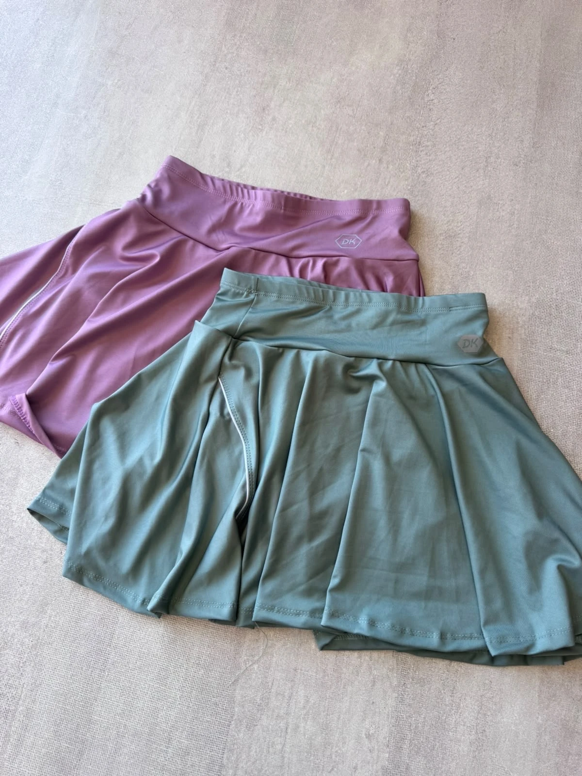 SHORT POLLERA