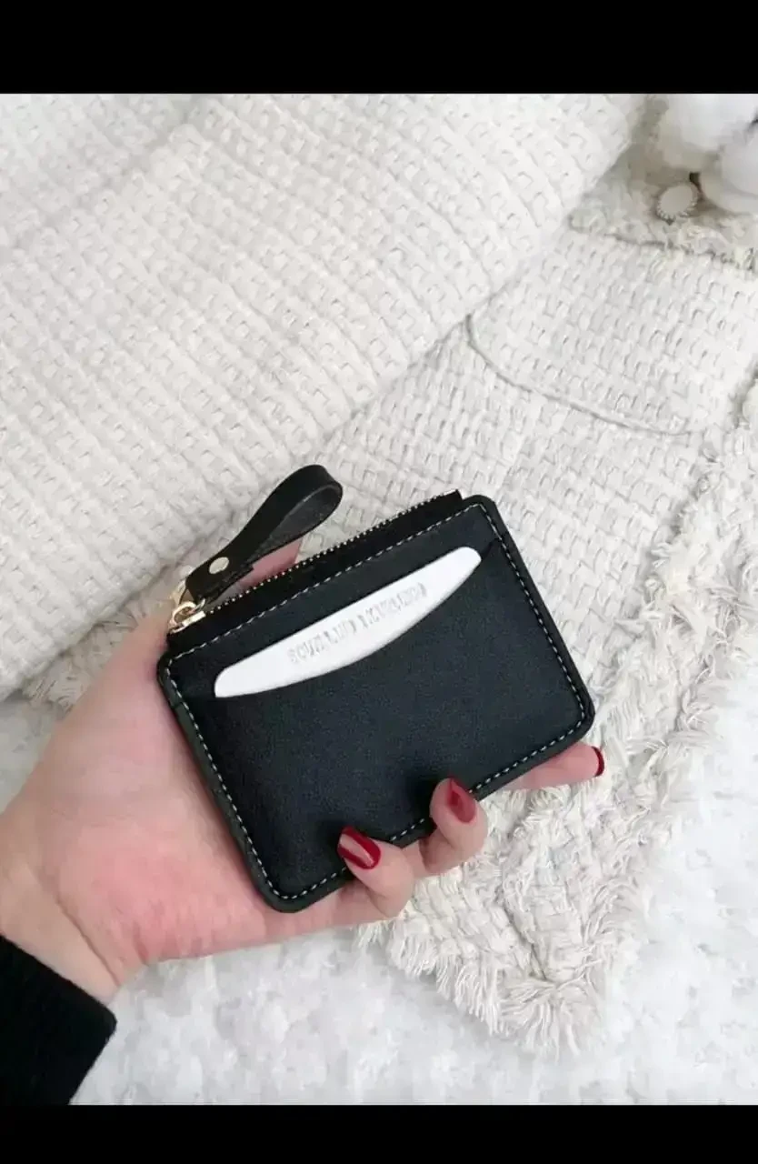 Monedero Tarjetero Southland Ultra-Slim– Diseño Minimalista en Poliuretano con Cierre Dorado.