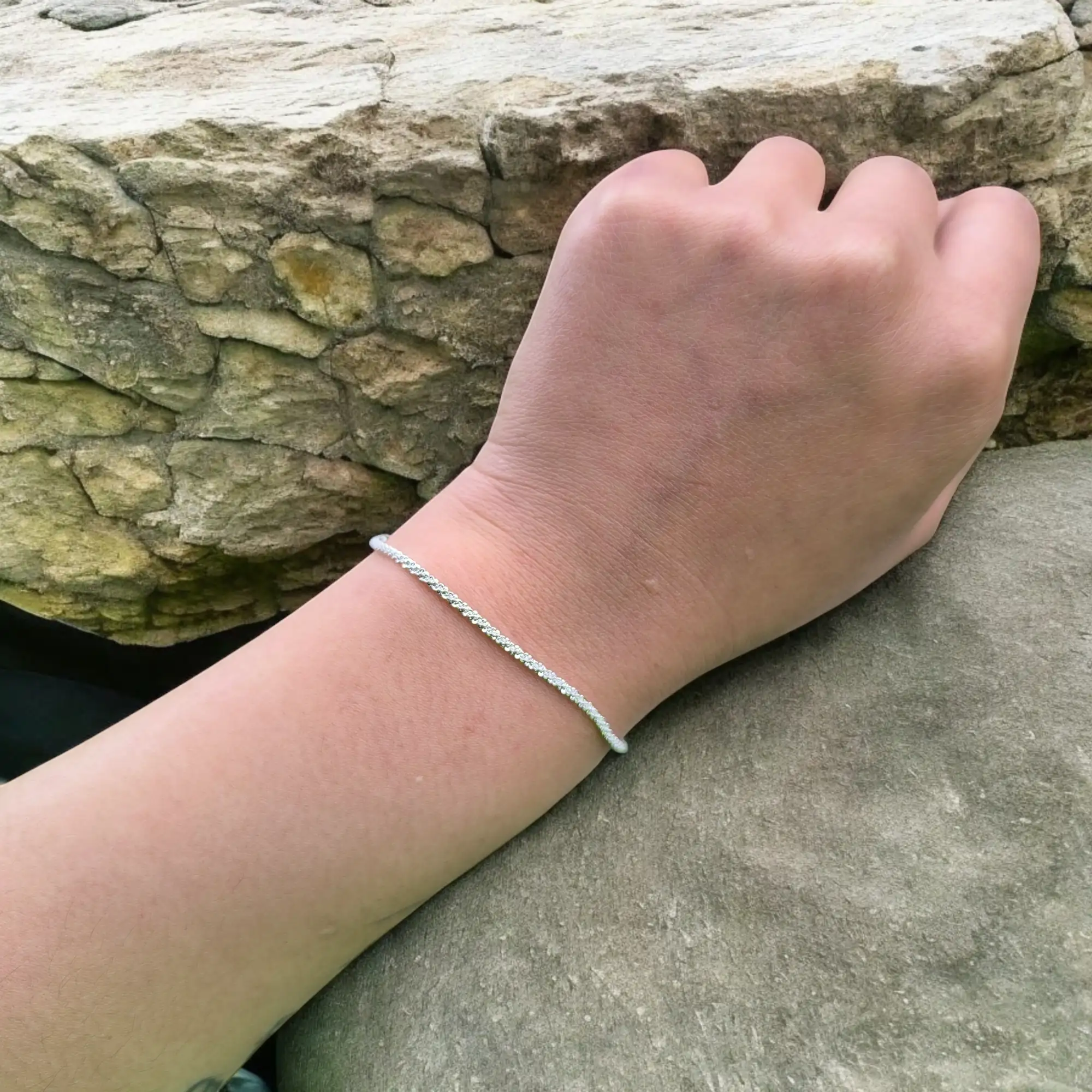 Pulsera plateada brillante  3