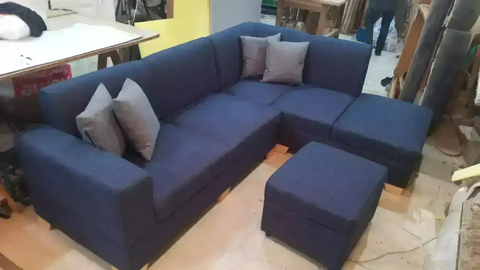 SALA EN L ESTILO MODERNO 