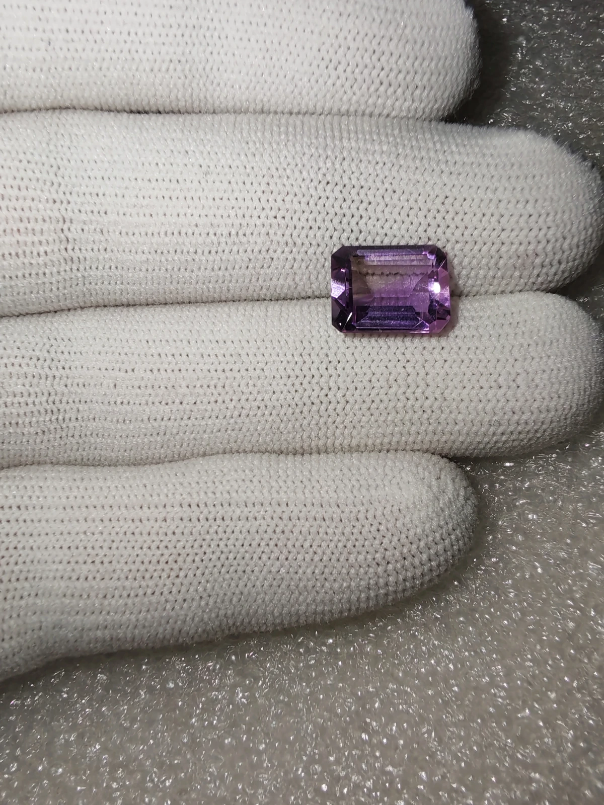 Amatista de lujo de 3.70 quilates  5