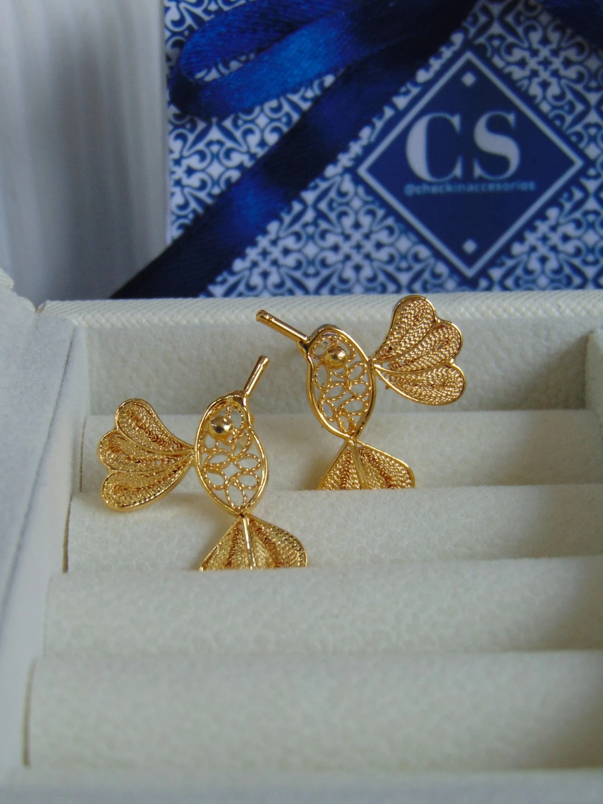ARETE BAÑO DE ORO 24K COLIBRI FILIGRANA 2