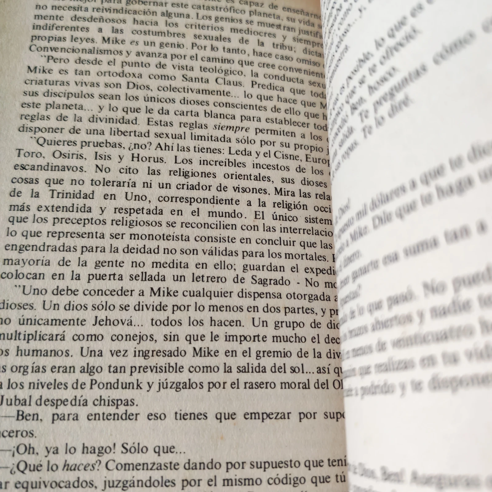Forastero en tierra extraña II Robert A. Heinlein usado 3