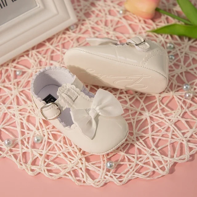 ZAPATITOS BEIGE LAZO 2