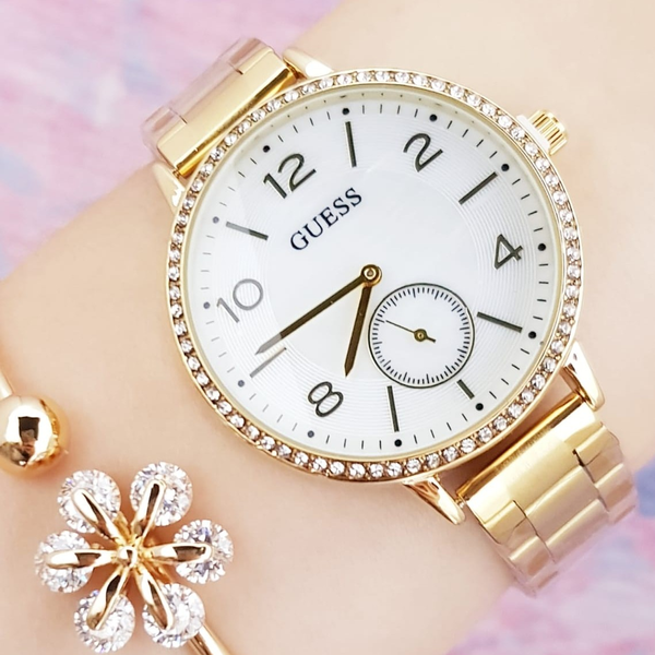 *GUESS #newcollection