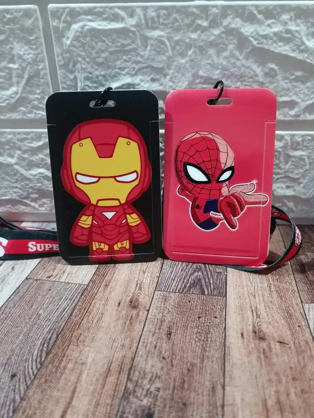 Iron Man / Spiderman con correa