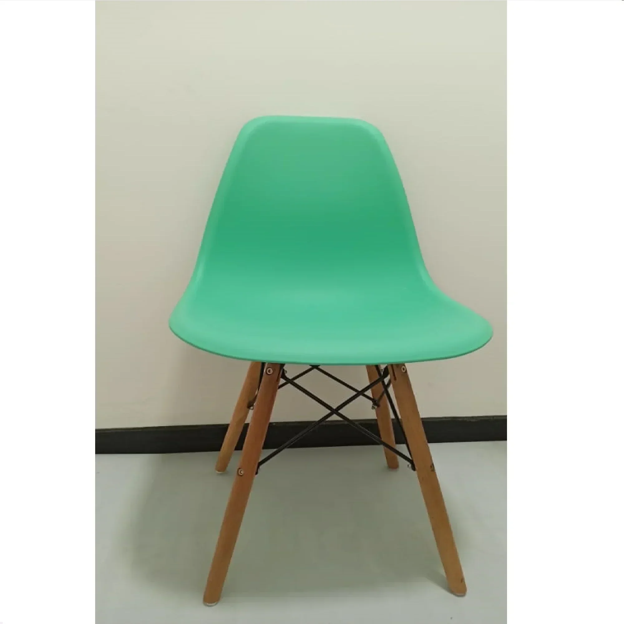 Set x 6 Sillas Eames Minimalista  7